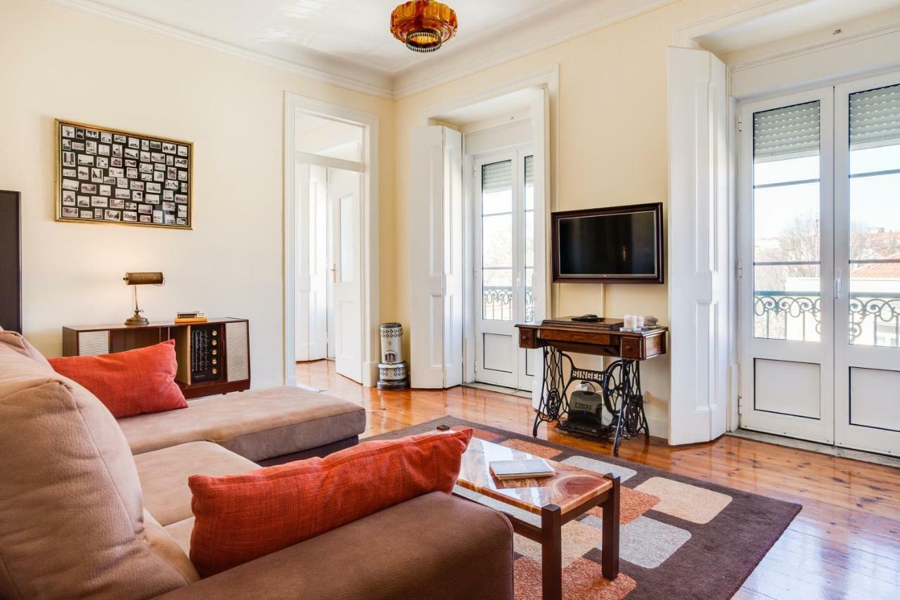 Joivy Fernando Pessoa Apartments Lisbon Exterior photo